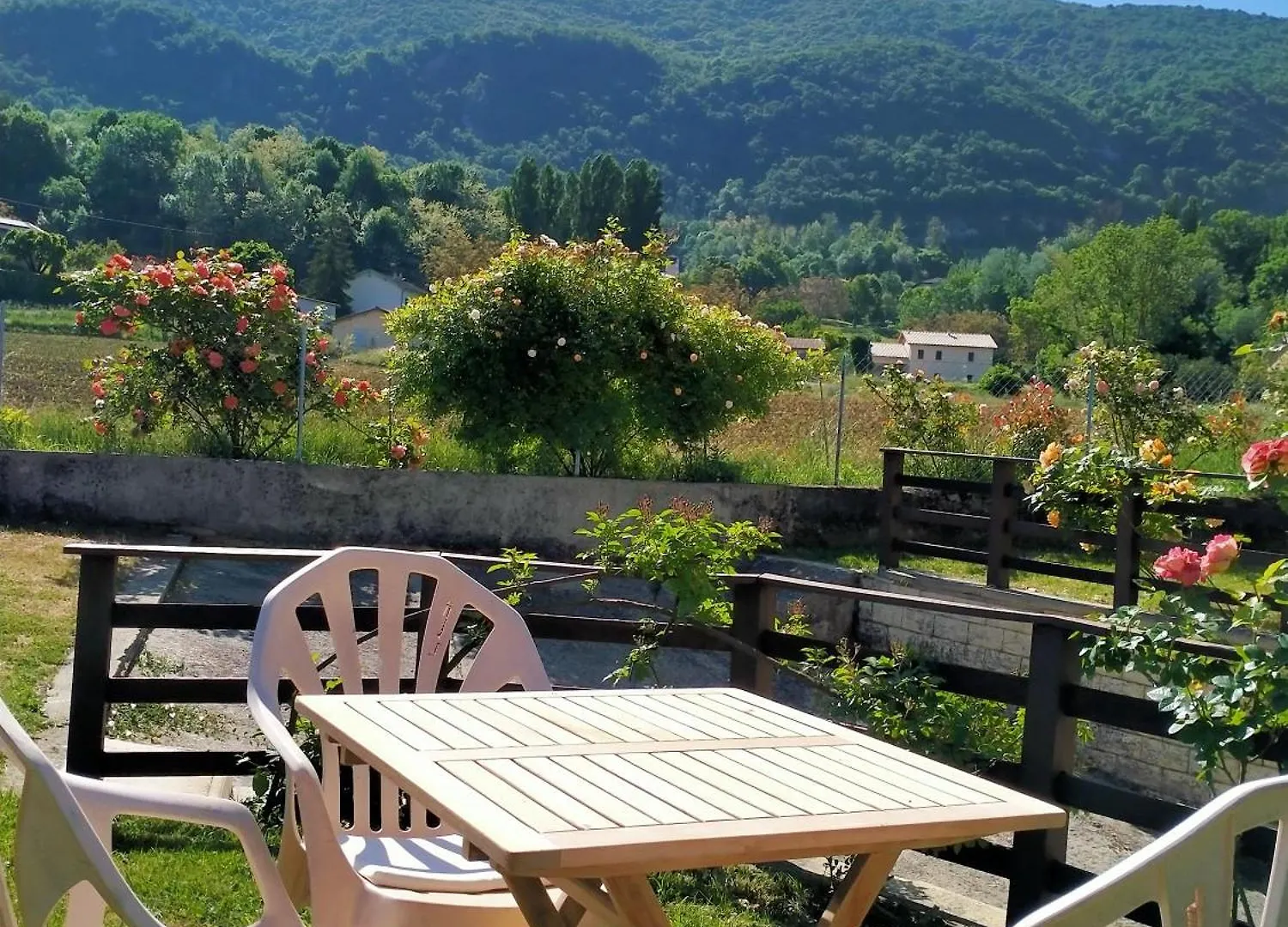 Studio Cosy Au Pied De La Montagne Hostun Apartment